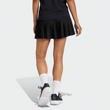 Adidas 女士俱乐部褶裙，短梭织裙 JD6117 - 黑色 - 查看 3