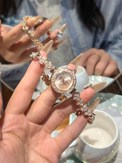 jw 1 Piece Women's Rose Gold Simple Alloy Bracelet , Exquisite Round Dial, Casual And Exquisite Highly Attractive Women's Watches Rhinestone Dial, Women's Fashion Bracelet Watches, Luxury Quartz Watches Suitable For Daily Decorations, Wear And Party Commuting Trip
