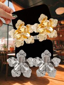 2 paires de boucles d'oreilles à tige exagérées à motif floral doré et argenté, accessoires de mode pour femmes et filles, convenant pour le quotidien casual, les fêtes et les robes du soir