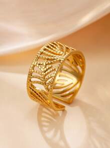 Women's Gold Ring Hollow Leaf Shape Stainless Steel 18k Gold-Plated Elegant And Retro Style Women's Jewelry Summer Vacation Daily Wear