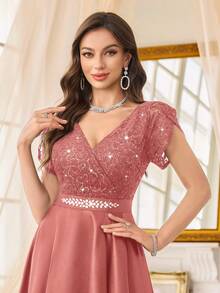 MIUSOL فستان سهرة ماكسي مزين بالترتر والدانتيل بياقة على شكل حرف V وأكمام على شكل بتلات والخصر غير متماثل ومنسدل والبطانة من السان، فستان سهرة أنيق للنساء، ثوب سهرة رسمي، فستان حفل كبير، لضيوف الزفاف، التخرج، العشاء