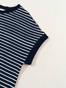 Acelitt Striped Contrast Color Shoulder Short Sleeve Knit Casual Round Neck T-Shirt, Summer - Navy Blue - View 4