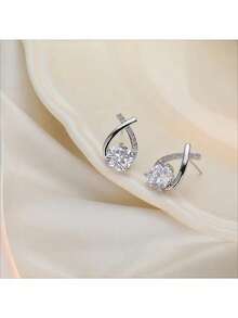 Elegant Gold Tone Teardrop Stud Earrings With Sparkling Cubic Zirconia – Timeless And Sophisticated Design Featuring Criss-Cross Detailing And Brilliant Round Centerstone, Lightweight And Comfortable For All-Day Wear, Perfect For Weddings, Parties, Office Wear, And Special Occasions, Ideal Gift For Women & Teen Girls. - 彩色 - 查看 7