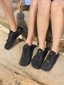 Zapatos acuáticos para exteriores, zapatos de agua transpirables para hombres y mujeres para natación, piscina, playa, buceo, esnórquel, ciclismo, senderismo, minimalistas y descalzos para fitness en interiores - Negro - Ver 8