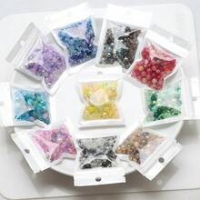1 paquete de cuentas redondas de cristal de 0,8 cm, cuentas de arroz asimétricas pequeñas, cuentas con tema de peces y estrellas de mar en colores surtidos, aproximadamente 40 g/paquete, para la elaboración de joyas DIY como collares, pulseras y pendientes