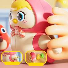 发条鸡妈妈玩具 - 3 只小鸡跟着动，是送给孩子课堂奖品、家庭联谊活动的特别礼物
