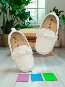 1雙兒童休閒樂福鞋，圓頭低筒設計，柔軟材質舒適好穿，百搭功能，休閒風格，適合日常上學及其他場合，四季皆宜 - 白色 - 查看 7