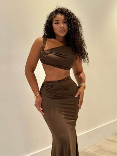 Alexandranx Conjunto de 2 piezas de ropa de mujer: Top corto asimétrico de cuello sólido y falda de cola de sirena con diseño gris