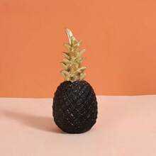 Tuzsocr Pineapple Decorative Statues, Decorative Figure For Living Room, Desk Decoration