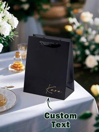 1 st. anpassad presentpåse lämplig för brudtärna, marskalken, möhippa, brudtärnefest, tack för brudfesten, presentpåsar för bröllopsfest, presentpåsar för bröllopsgåvor för män, frieripåsar för marskalkar kraftpapperspåsar med bandhandtag, svarta och vita papperspåsar, svarta presentpåsar snygga, bedårande, högkvalitativa anpassade, personliga, unika perfekta presenter till henne pojkvän, flickvän, pappa, mamma, familj, vänner, konstaktiviteter för barn, multifunktionell, hållbar, dekorativ, återanvändbar, utsökt, snygg, högkvalitativ, färgglad, modern, anpassad, personlig, unik, perfekta presenter till honom, perfekta presenter till henne, pojkvän, pappa, flickvän, mamma, familj, vänner, tesalong, hem, trädgård, kontor, för årsdagar, för alla hjärtans dag, för mors dag, för födelsedagar, för fars dag, för examen, för bröllop, för inflyttningsfest