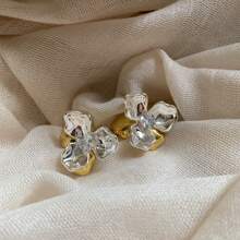 Boucles d'oreilles fleur 3D bicolore en zircone vintage, boucles d'oreilles minimalistes rétro, accessoire de mode léger et de luxe pour femme