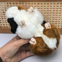 可爱的豚鼠毛绒玩具 - 柔软的涤纶填充动物，适合青少年，是送给男孩和女孩的完美圣诞节或生日礼物，有四种颜色可供选择 - 彩色 - 查看 12