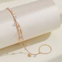 1pc Gold Boho Sparkle Crystal Star Linked Finger Chain Bracelet