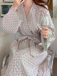 1 szt. Słodki i czarujący szlafrok nocny, nowy styl wiosenny i jesienny, wzór w kratkę w kształcie serca, elegancki i luźny, wygodny i swobodny, średniej długości strój domowy. Powrót do szkoły