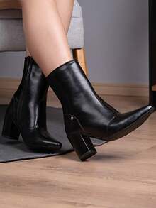 Domidona Women's Short Boot With Block High Heel And Pointed Toe - màu đen - Xem 1