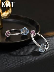 KMT 2 件女式铜方晶锆石花环耳环，优雅的珠宝、订婚、婚礼、伴娘、派对和日常服装配饰 - 銀色 - 查看 3