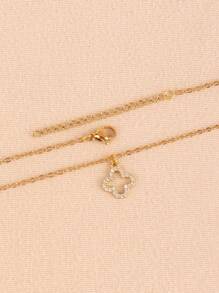 1 Stück Cut Out Kleeblatt Anhänger Halskette, kubischer Zirkonia Glücks Kleeblatt Anhänger, Kupfer kubischer Zirkonia Anhänger mit Edelstahl Kette, Edelstahl Schmuck, Geschenk für Frauen, Tägliches Accessoire
