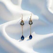 复古新中式风格吊坠耳环，长款垂坠设计，适合夏季派对假日日常佩戴