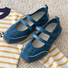 Women Flats