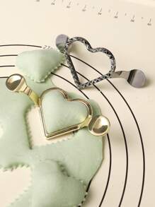1pc Zinc Alloy Heart-Shaped Double Ear Dumpling Mold, Baking Cookie Cutter, Fruit Shaping Mold For Dumpling Pastry, Parent-Child Party DIY, Baking Tools, Kitchen Gadgets, Kitchen Accessories
