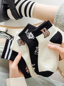 5 Pairs Black And White Women's Socks, Cute Cartoon Dog Bear Letter Jacquard Women's Ankle Short Socks, Casual Daily Wear