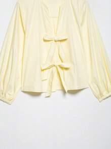 DEEKA 2023 Spring-Summer New Arrival Summer Butter Yellow Graduation Outfit Women Fashion Casual Silk Blouse With Bow Decor