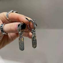 1 对时尚情侣耳环，朋克嘻哈字母吊坠耳环 - 彩色 - 查看 1