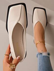 2025女款时尚珍珠漆皮复古方头玛丽珍平底鞋，百搭春秋乐福鞋，2025新款热销女士平底鞋 - 米色 - 查看 2