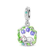 1 Piece Silver Plated Bead Pendant, Secret Glow Cat Paw Pendant, Little Cute Cat Bead, Garden Cat Pendant, Flower Pot Kitten Pendant, Pet Cat Bead, Fishing Kitten Pendant, Flying Kitten Pendant, Suzuran Cat Cat Pendant, Jump Rope Kitten Pendant, Loving Cat Pendant, Cat Stealing The Moonlight Pendant, Suitable For Women's Bracelets Necklaces DIY Jewelry Making Dating Gifts Sweet Style Women's Jewelry