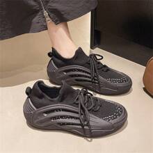 Women Flats