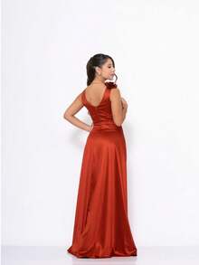 Long Satin Bridesmaid Dress With Flower Detail - Đất nung - Xem 3