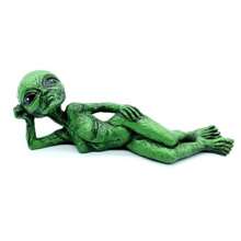 1pc Alien Resin Ornaments, Alien Ufo Outdoor Dwarf Garden Statue Ornaments Decoration, Outdoor Holiday Decor, Summer Theme Supplies, Home Garden Decoration, Yard Decoration, Yard Supplies