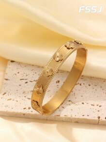 3 Stücke 18 Karat vergoldetes Edelstahl 3D 5-Blätter Blumen Armband, 4-Blätter Blumen Nieten Armband, kubischer Zirkonia Doppelkopf Nieten Armband, wasserdicht und verblassungsresistent, Geschenk für Mädchen, Frauen, Verwandte, Freunde, schöne Hochzeit, Geburtstag, Valentinstag, Mutter, Muttertag