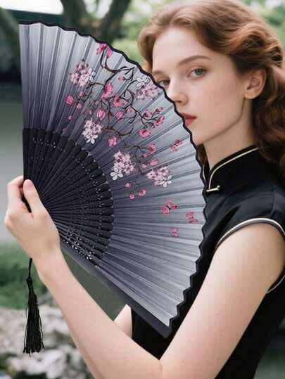 梅花折叠扇 - 塑料材质，优雅花卉图案，节日装饰 | 传统中国风格 | 便携式耐用塑料扇，适合所有人，复活节、主题派对、愚人节、舞台表演、感恩节、万圣节、圣诞节、新年最佳生日情侣朋友礼物