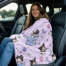Sanrio 1 Stück Sanrio Kuromi Cartoon superweiches Flanelldecke, geeignet für Sofa, Bett, Büro, Schlafzimmer, Wohnzimmer, Heimdekoration Überwurf, ideales Geschenk zum Geburtstag oder Feiertagen, Ganzjährig verwendbar