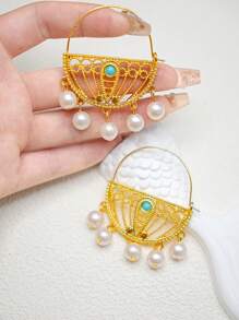 Orecchini eleganti a mezza luna per donne, con design con perle, ispirato alla moda del Medio Oriente