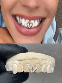 1 Conjunto de Joia para Dentes Grillz Sólida Clássica com Pedra de Zircônia Incrustada em Formato de Coração Oco, Decoração para Festa/Uso Diário, com Moldeira, Personalizado e Acessório de Palco como Presente
