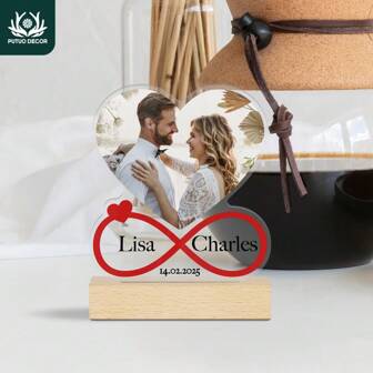 1 st. anpassad akrylskylt med träbas, bordsdekor, Lisa & Charles 14.02.2025, personlig skrivbordsdekoration för hem, bondgård, bröllop, gräsmatta, hotell, bröllopsceremoni, present