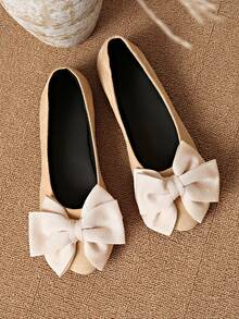 Zapatos planos de punta redonda clásicos para mujer con lazo - Zapatos de suela blanda y bajo empeine, ligeros y cómodos - Diseño de lazo elegante y de moda - Clásico, de moda, elegante, versátil - Mariposa de punta beige - Ver 2