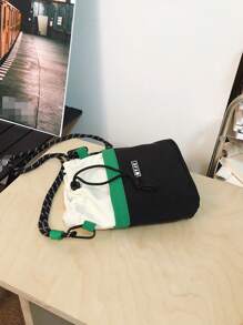 1 Pieza Bolso cuadrado pequeño con cordón de mujer, bolso bandolera, bolso de hombro, monedero para teléfono móvil, versátil, ligero y portátil para uso diario, correa de hombro ajustable para viaje, vacaciones, negocios, deporte, al aire libre, compras, regalos para amigos, decoración con parche de letra, bolso casual para estudiante, para hombre y mujer, accesorios de viaje para cuello blanco y mejor amigo