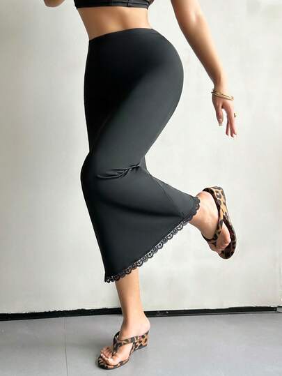 Fashionable Long Skirt, Shaping Underskirt, Slim Fit Lining Skirt For Daily Wear (Mild Shaping)