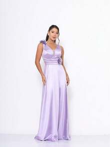 Vestido de festa madrinha longo com cetim e detalhe de flor - Lilás - Visão 1