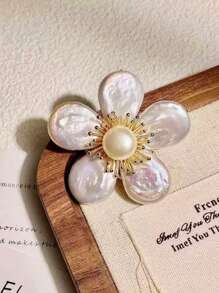 1 pieza Broche de flor de perla de estilo barroco de lujo, Alfiler de solapa de mujer de gama alta, Accesorio de clip de suéter elegante de moda para dama