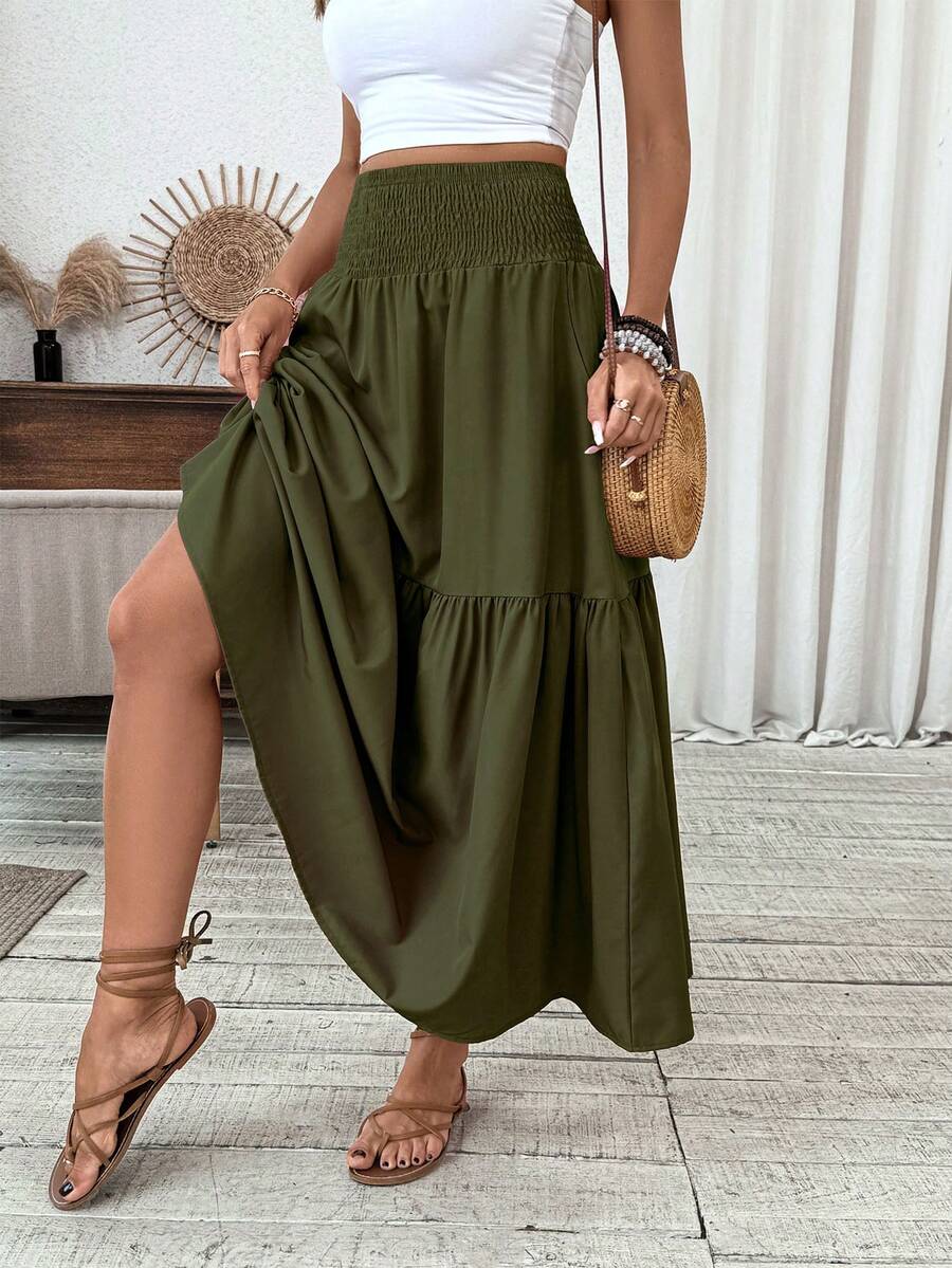 Stunning Floral Maxi Skirt - Flowy, Tiered, Elastic Shirred Waist, Pockets, Flared Hem, Woven - Perfect For Vacation, Spring, Summer, Fall, And Everyday Wear - xanh quân đội - Xem 1