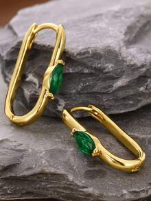 1 paire de boucles d'oreilles créoles carrées en zircone verte ovale pour femmes, plaquées or. Nouveauté 2025 dans la bijouterie d'oreille de luxe, idéal pour les fêtes et les cadeaux - Or jaune - Voir 5