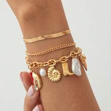 Bracelet de perles de coquillages, pendentif de coquille, de conque et de perle, bracelet de perles de paille, design créatif, style vacances, s'assortit bien avec des perles d'eau douce, convient pour un port quotidien