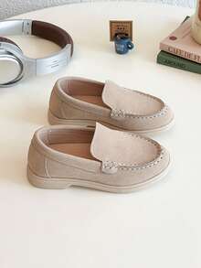 1 Pair Solid Color Elegant Slip-On Flat Shoes, Comfortable & Durable For Both Girls And Boys - Beige - View 4