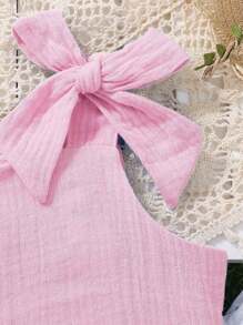 Young Girl Simple Bow Decor Camisole Top And Straight Leg Pants Set