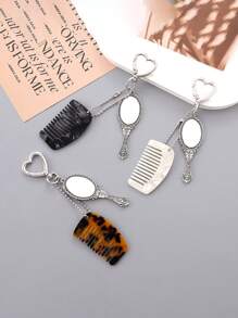 1 pièce Porte-clés pendentif miroir mini peigne charmant. Décoration créative de porte-clés. Pendentif de sac. Cadeau pour camarade de classe, ami, famille, anniversaire, Saint-Valentin, fête, Halloween, Thanksgiving, Noël. Accessoire de voiture, charm de sac, sac à dos pour l'école