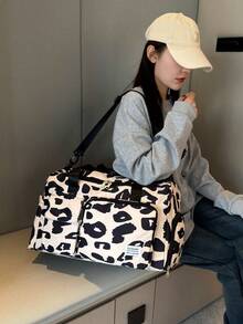 1 件全新大容量旅行包、短途旅行行李包、健身包、豹纹休闲单肩包、孕妇包、出院包、度假包、防水休闲包、带独立鞋隔层的随身包、学校用品包、学校用品